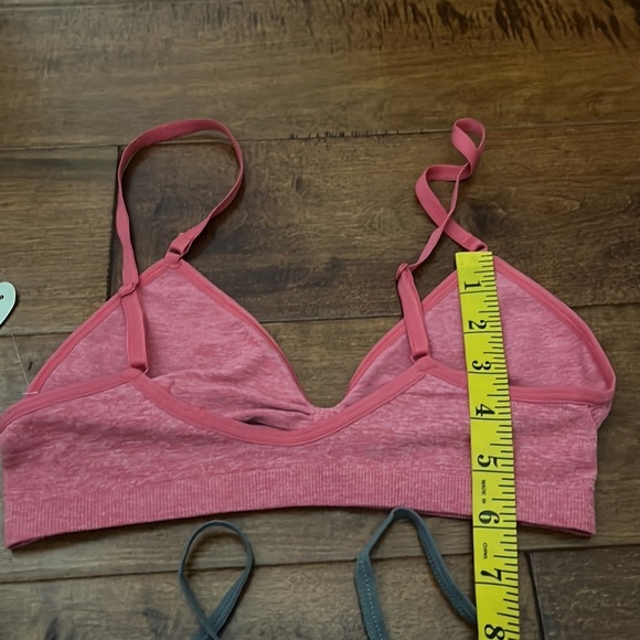 Bundle seamless Girls Bra Size S - Picture 5 of 11